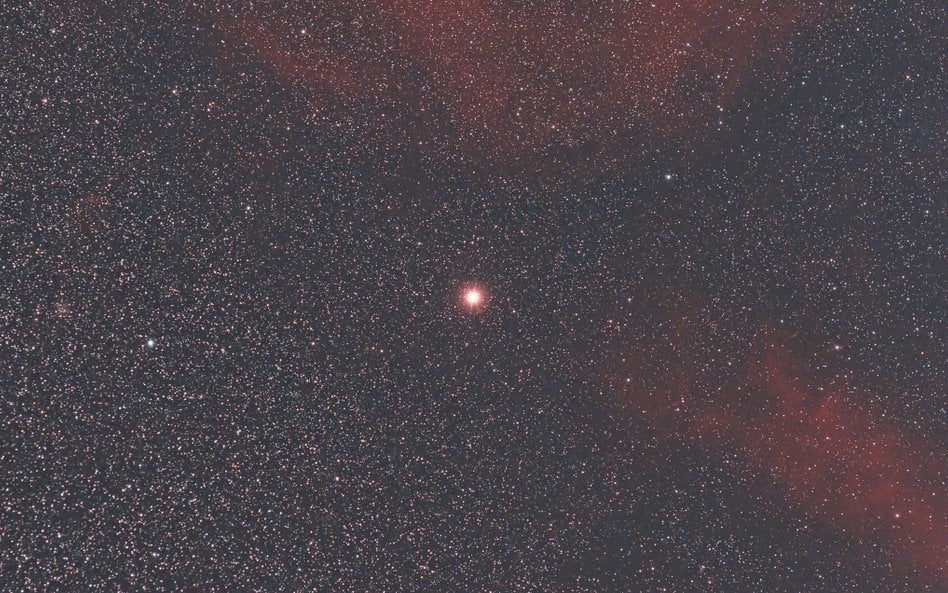 Betelgeza to jedna z najjaśniejszych gwiazd na nocnym niebie