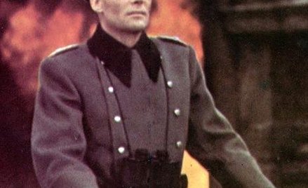 Peter O'Toole ?w „Nocy generałów” ?z 1967 roku. Zdjęcia do tego filmu były kręcone również ?w Polsce