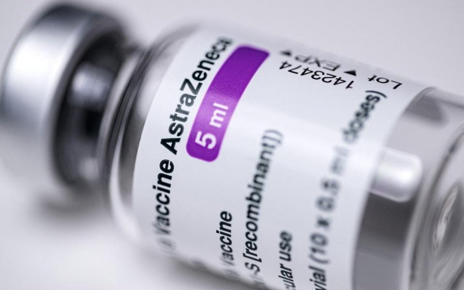 Witold M. Orłowski: AstraZeneca na stos!