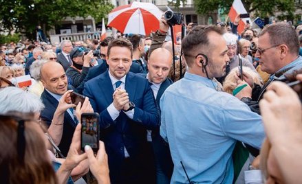 W weekend kandydaci rozjechali się po Polsce. Rafał Trzaskowski (KO) odwiedził m.in. Poznań