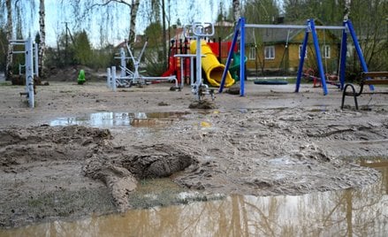 Całą noc trwało usuwanie skutków nawałnicy, która 18 bm. po południu przeszła przez Pawłosiów w powi