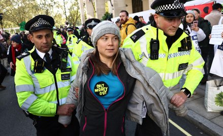 Greta Thunberg wypuszczona z aresztu za kaucją, ale ma stawić się w sądzie