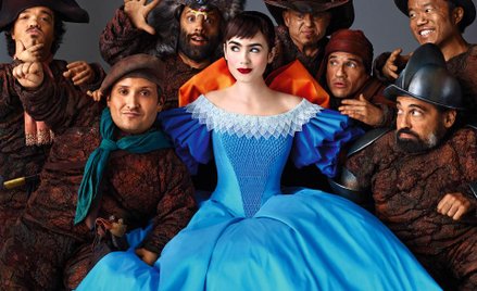 Lily Collins jako Śnieżka wraz z siedmioma krasnoludkami, tak jak ich widzi Tarsem Singh w swojej „K