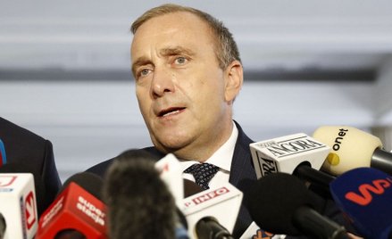 Grzegorz Schetyna: Prezydent wstał z kolan? Na razie z jednego