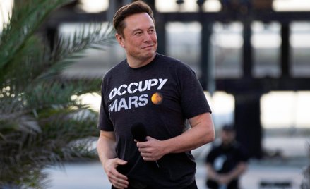 Elon Musk uwodzi inwestorów SpaceX wizją rozwoju AI, ale i podboju kosmosu