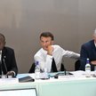 Prezydent RPA Cyril Ramaphosa, prezydent Francji Emmanuel Macron i prezydent Kuby Miguel Diaz-Canel 