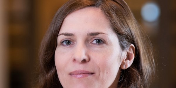 „Proszę poczekać, zawołam męża”. Polska debata o atomie w cieniu stereotypów