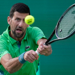 Novak Djoković (na zdjęciu) pokonał Aleksandara Vukicia (69. ATP) 6:2, 5:7, 6:3 i mógł mówić z uśmie