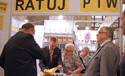 Rafał Skąpski (po prawej) na II Warszawskich Targach Książki