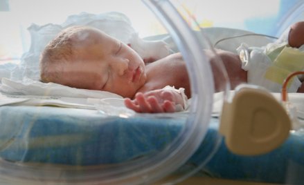 30-latka po zmianie płci karmiła dziecko piersią