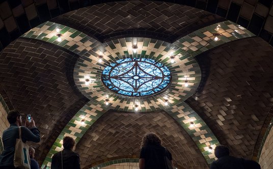 Stacja City Hall od dekad budzi ogromne zainteresowanie mieszkańców miasta oraz turystów.