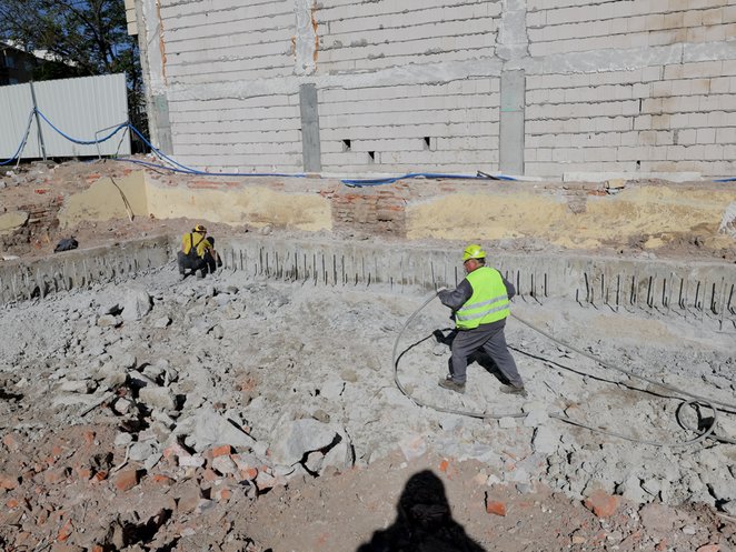 Trwają prace przygotowawcze pod nową część budynku