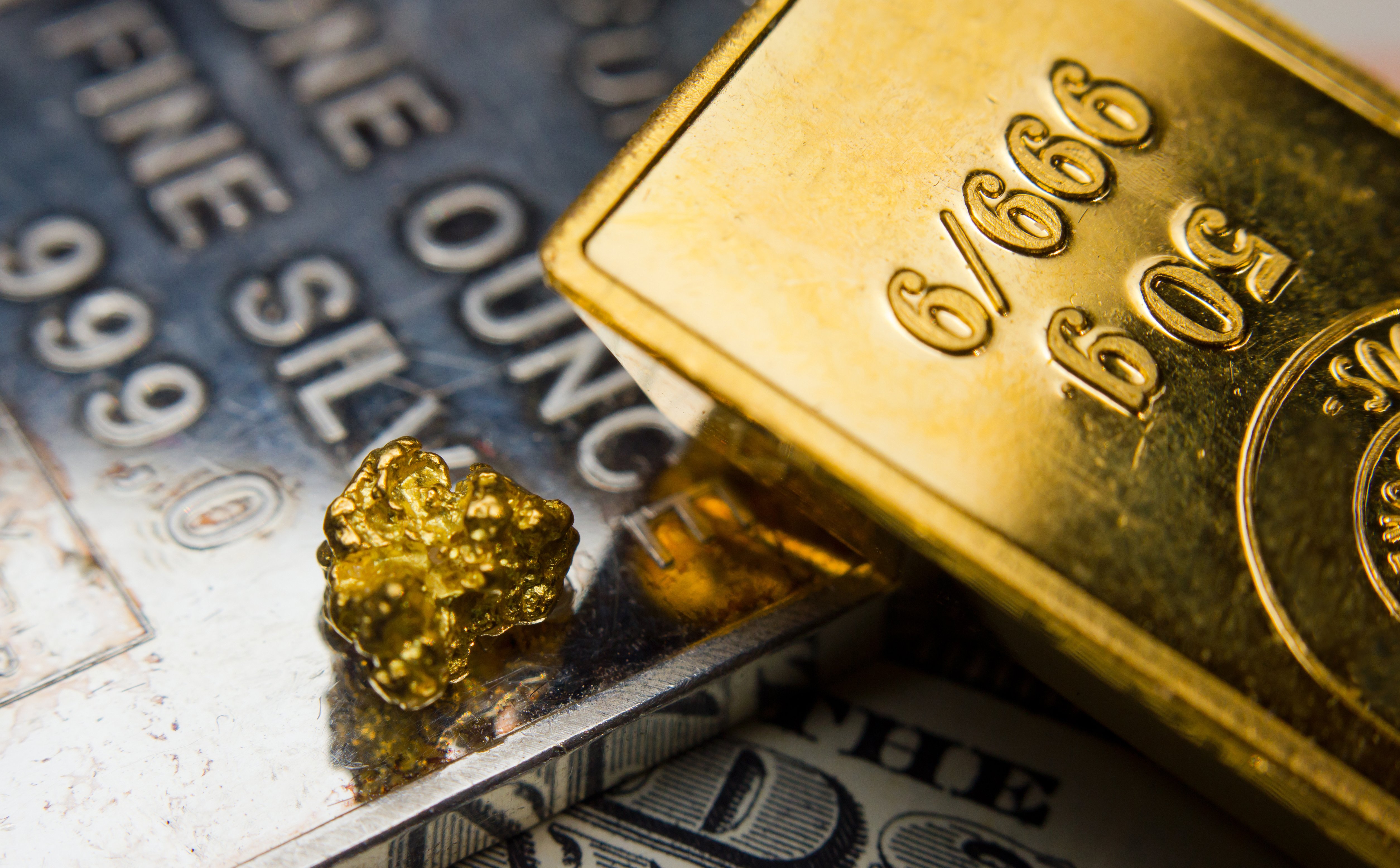 Zainteresowanie złotem i srebrem przygasło. Na jak długo?