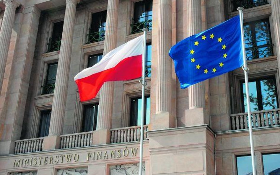 Komisja Europejska wymaga od członków strefy euro deficytu finansów publicznych nieprzekraczającego 