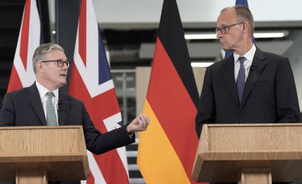 Premier Wielkiej Brytanii Keir Starmer i kanclerz Niemiec Friedrich Merz
