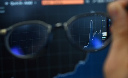 Cierpienia cierpliwych inwestorów. Analiza techniczna górą