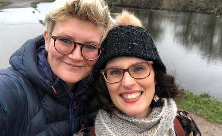 Layla Moran (z prawej)