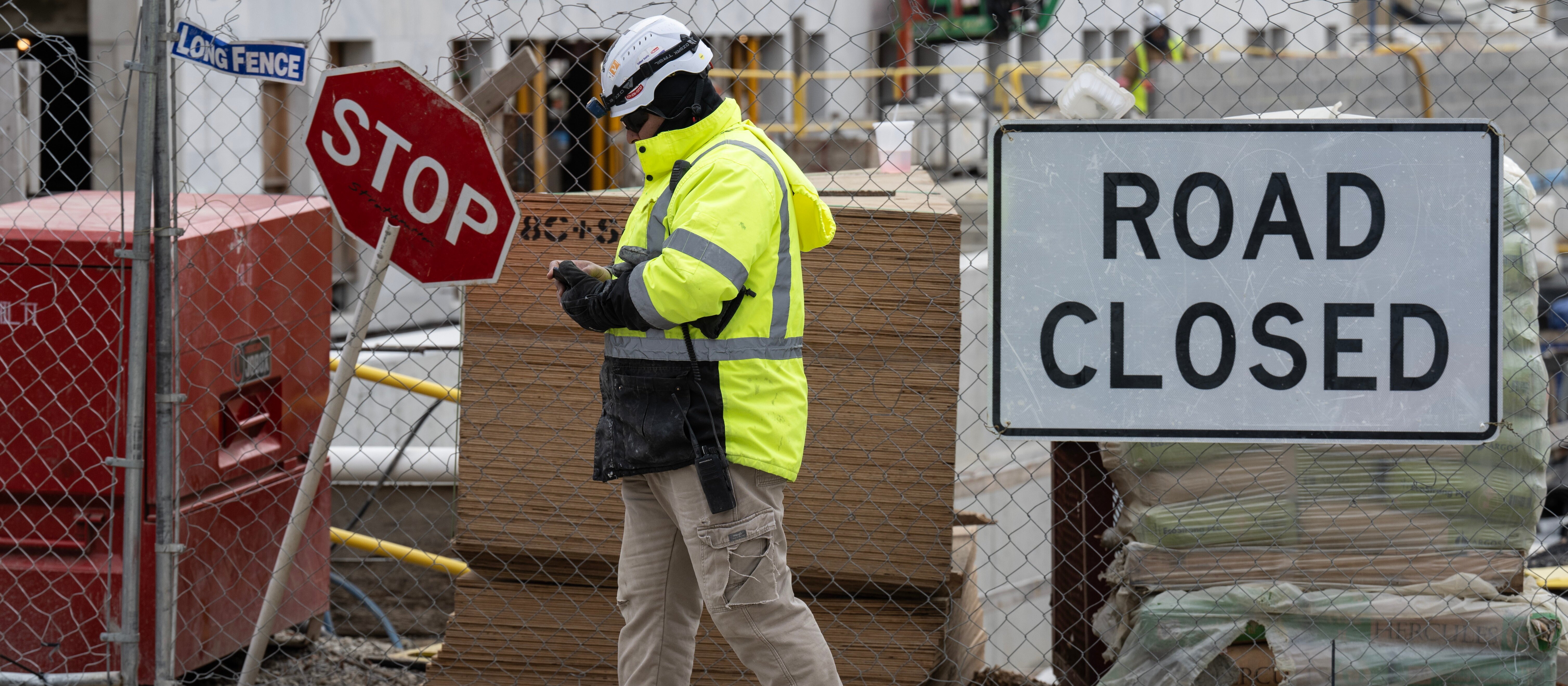 Amerykanie wolą nie rezygnować ze stałego zatrudnienia