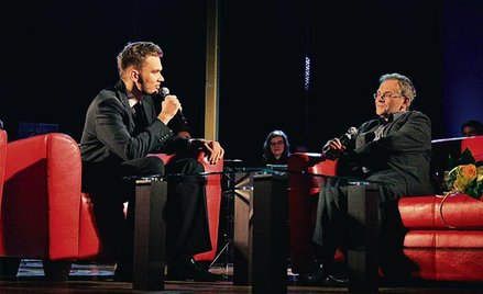 Piotr Zaremba (z prawej) podczas gali (Fot. Radosław Piekarz)