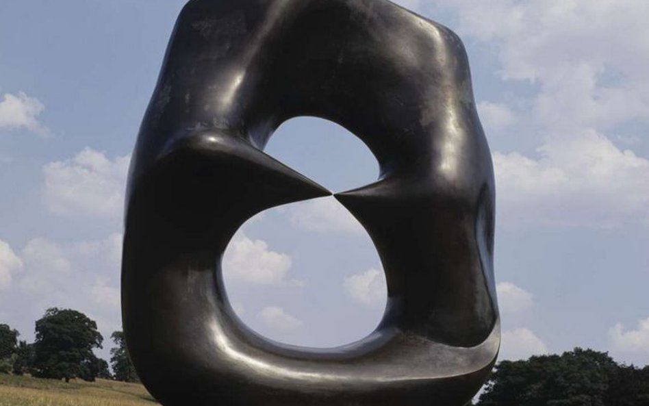 Oval with Points 1968-70