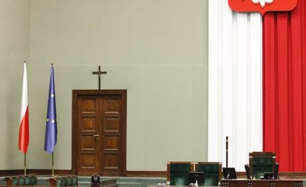 Krzyż w Sejmie zostaje