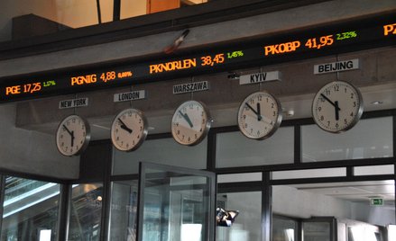 GPW: Byki rozpoczynają od ataku