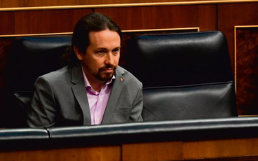 Pablo Iglesias przerwał swoją kwarantannę i „bronił interesów pracowników” na posiedzeniu rządu