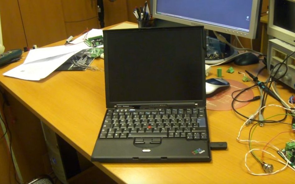Nagła śmierć komputera. Oto USB Killer 2.0