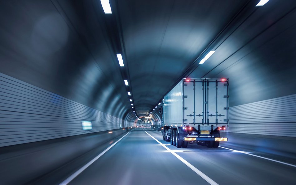 Jeden z możliwych wariantów przebiegu nowej trasy to tunel, który byłby jednym z najdłuższych w Pols