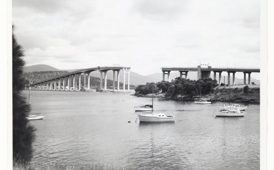 Do zniszczenia mostu w australijskim Hobart przyczyniły się silne prądy morskie, ale i polski kapita