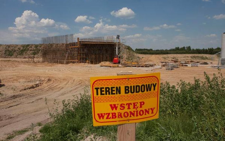 Budimex rozważa złożenie oferty na dokończenie budowy odcinków autostrady A2