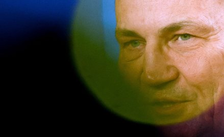 Michał Szułdrzyński: Czy w sprawie reperacji od Niemiec Radosław Sikorski kontynuuje linię rządu PiS
