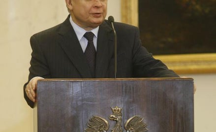 Prezydent zaskarżył ustawę likwidującą awanse poziome
