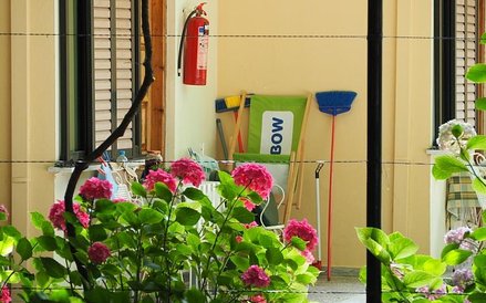 Komuś tak spodobał się leżak biura podróży, że "pożyczył" go sobie