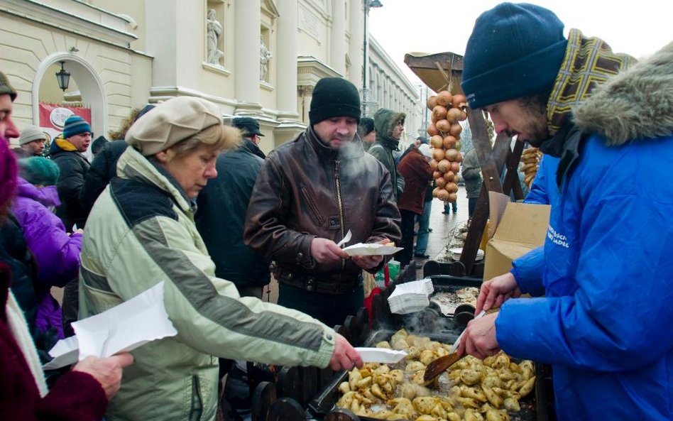 Coraz chętniej pomagamy