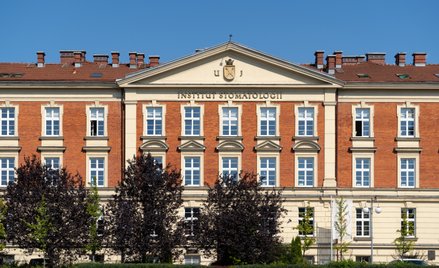 Maturzyści coraz mniej chętni do studiowania. „Może praca, może podróże”