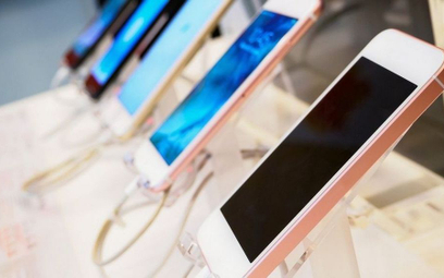 Kłopoty Apple`a uderzyły w polskiego dystrybutora elektroniki