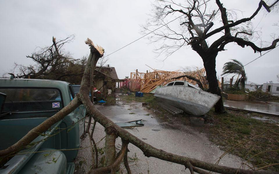 Co najmniej 1 ofiara śmiertelna, 14 rannych po przejściu huraganu Harvey