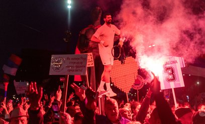Serbscy studenci zorganizowali w Belgradzie wiec kończący kampanię wyborczą