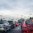 Ulewa nad Warszawą. Zalane ulice, zamknięte metro