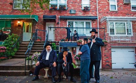 ...społeczność ortodoksyjnych Żydów też kwitnie. Fot. Bryan Thomas