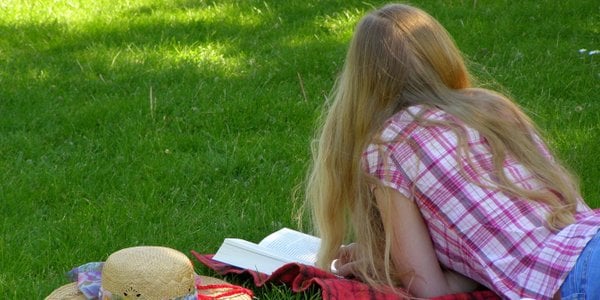 Turystyka inspirowana literaturą. Nowy trend podróżniczy pokolenia Z