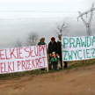 Nie chcemy mieszkać pod słupami wysokimi jak blok – mówi w imieniu protestujących mieszkańców sołtys