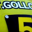 Żużel: Tomasz Gollob odpiera ataki rywali
