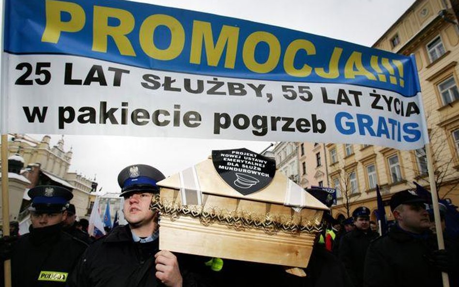 Luty 2009, protest służb mundurowych w Krakowie