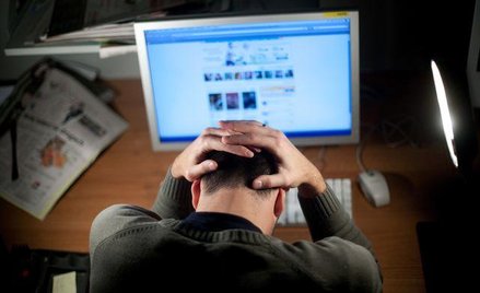 Błędy w umowach sklepów internetowych pod sąd