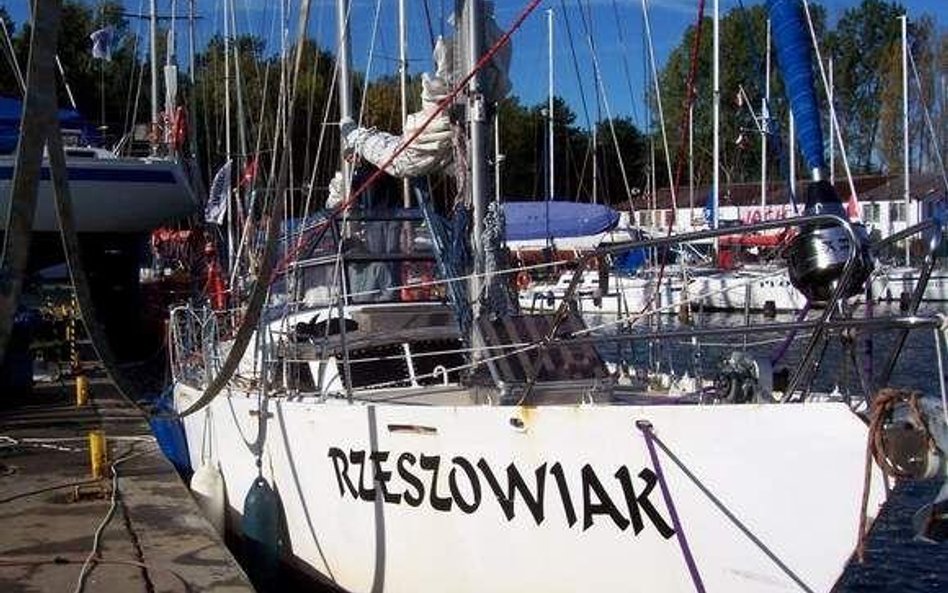 Jacht "Rzeszowiak"