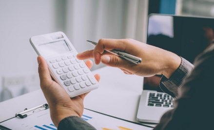 Biura rachunkowe to nie tylko księgowość, ale często kompleksowa obsługa firm