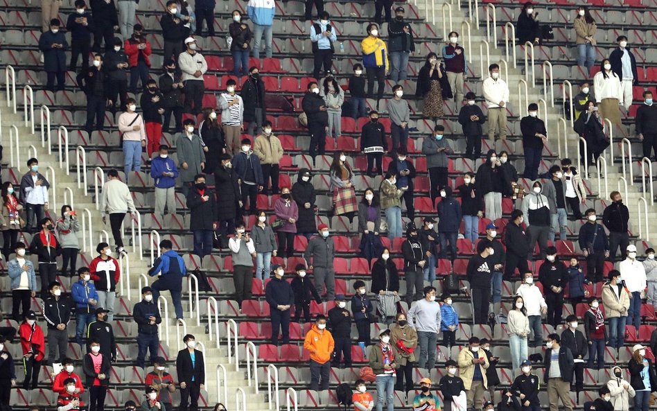 Na południowokoreańskie stadiony wrócili kibice