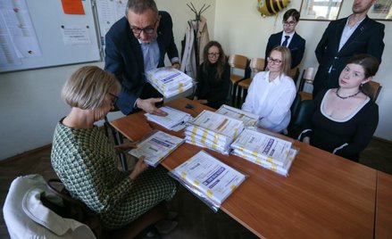 Matura z matematyki na poziomie podstawowym jest obowiązkowa dla wszystkich maturzystów